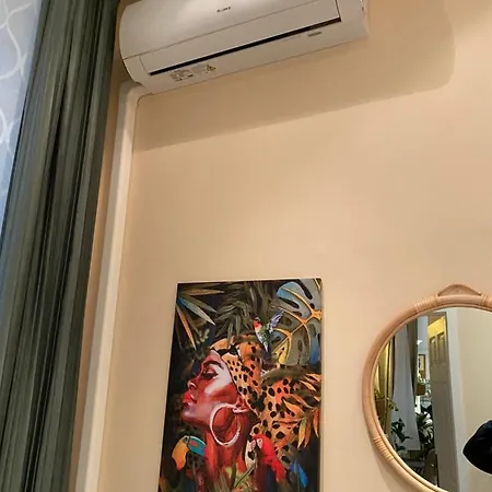 Apartment Jungle Story By Millenaris Park With Free Parking